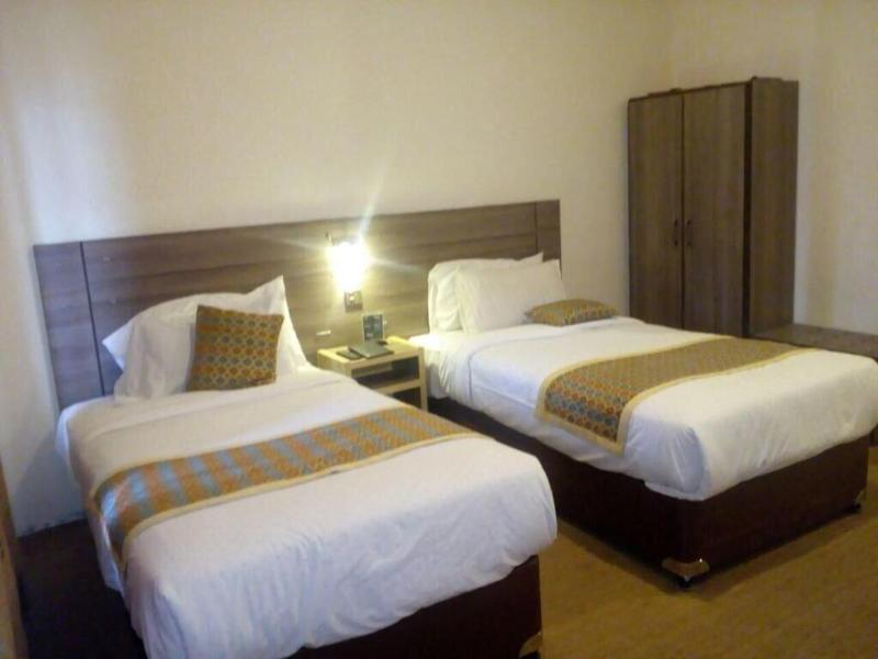 Lalazar Hotel image