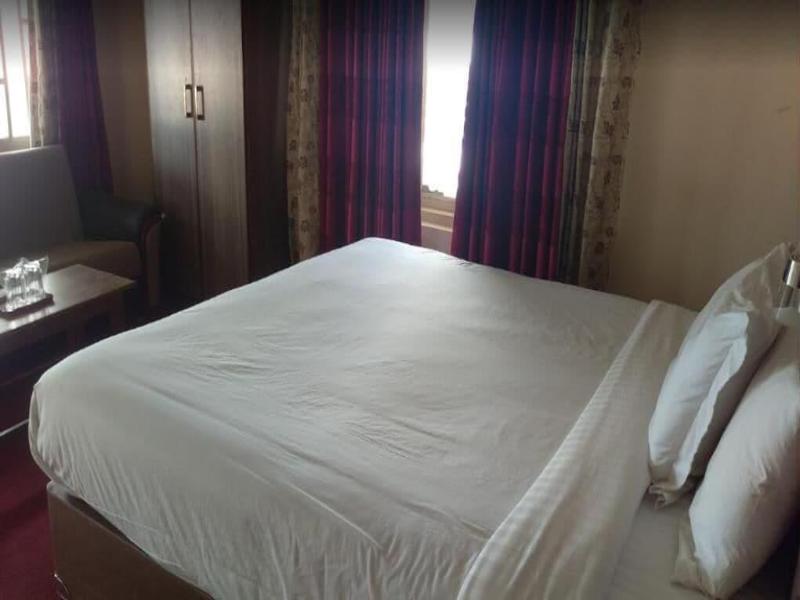 Lalazar Hotel image