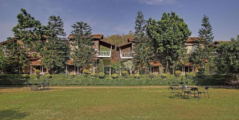 Wood Castle Spa Resort