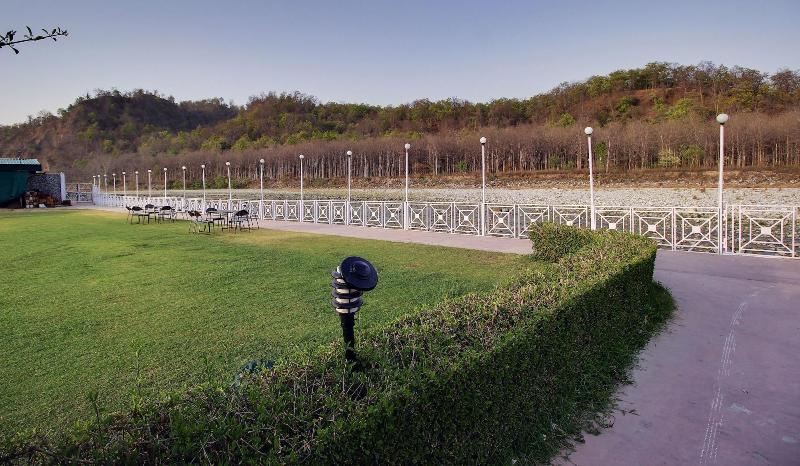 Wood Castle Spa Resort