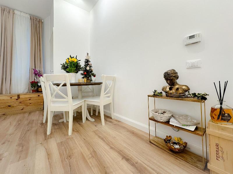 Colosseum Luxury Guesthouse image