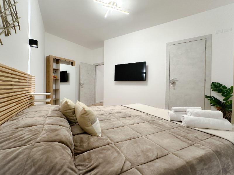 Colosseum Luxury Guesthouse image