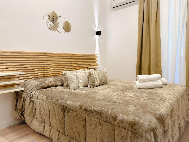 Colosseum Luxury Guesthouse image