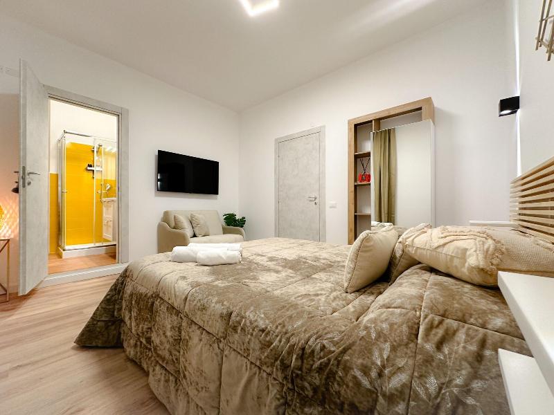 Colosseum Luxury Guesthouse image