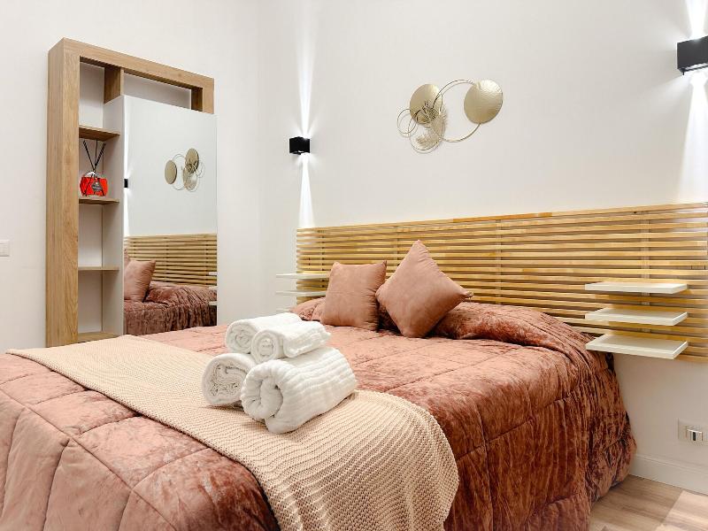 Colosseum Luxury Guesthouse image