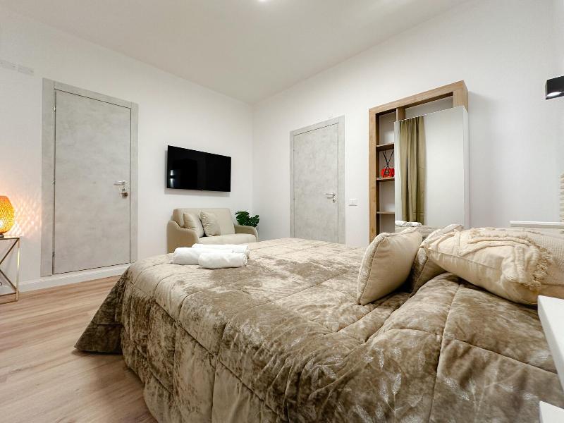 Colosseum Luxury Guesthouse image