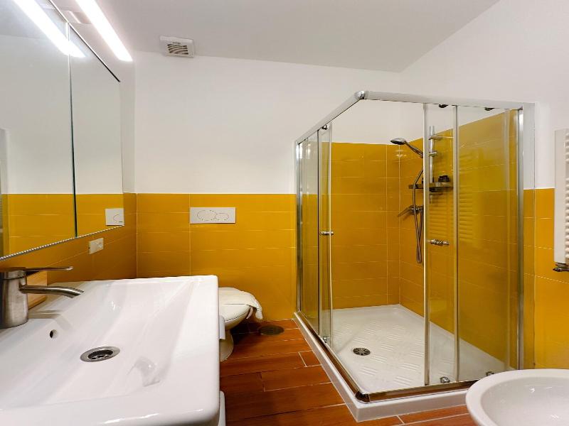 Colosseum Luxury Guesthouse image