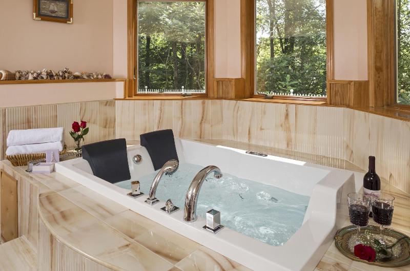 Cherry Valley Manor image