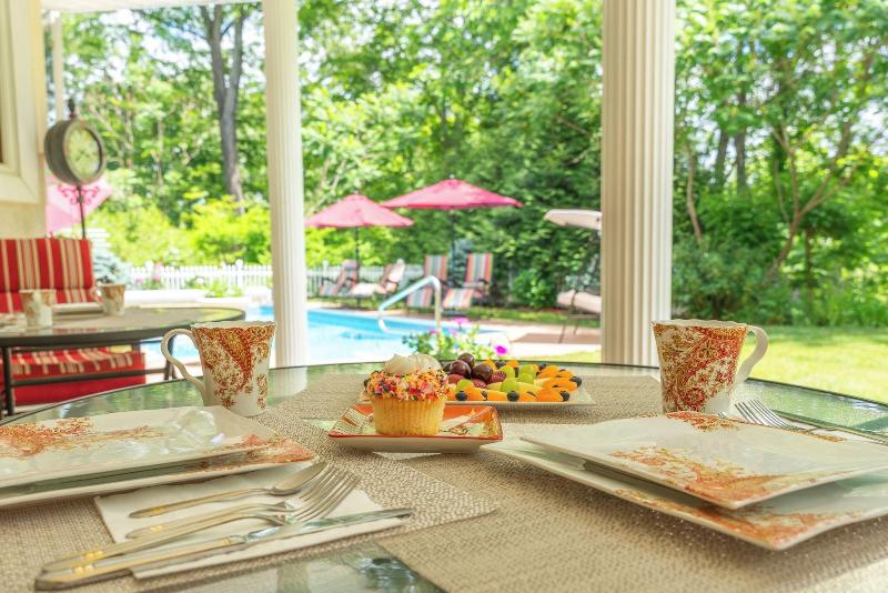 Cherry Valley Manor image