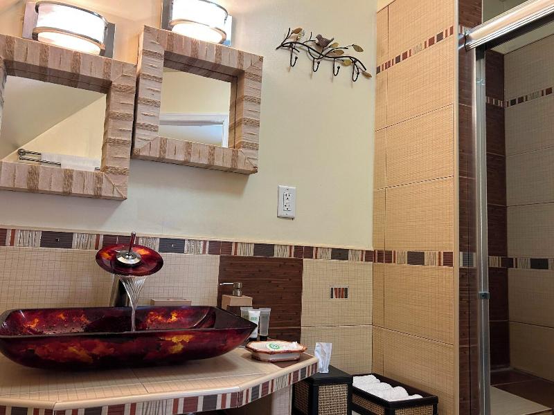 Cherry Valley Manor image
