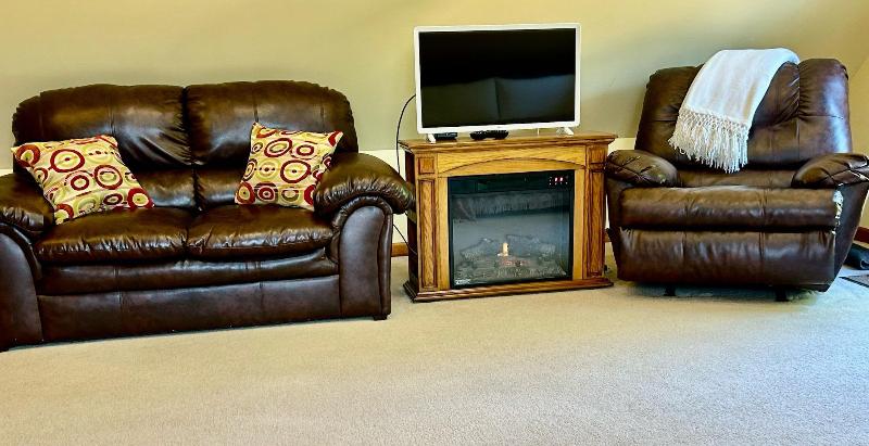 Cherry Valley Manor image