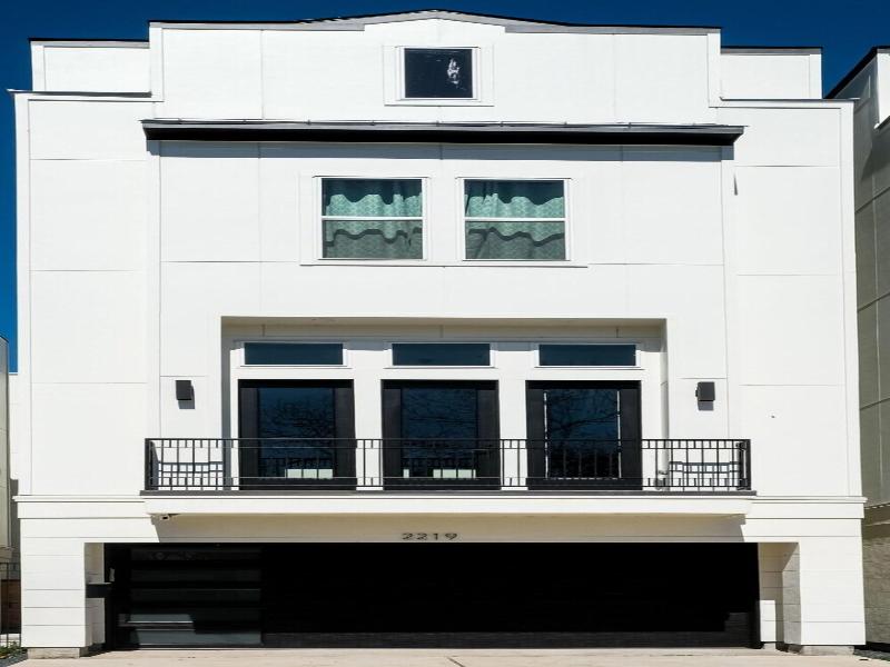 Stylish Luxury Downtown Home image