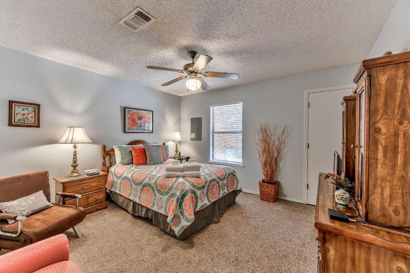 Pinon Park image