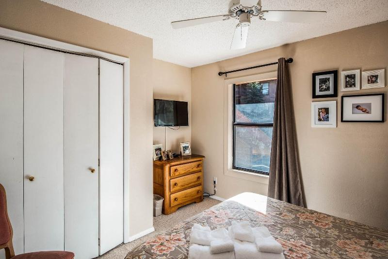Pinon Park image