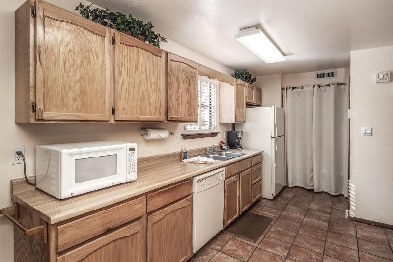Pinon Park image