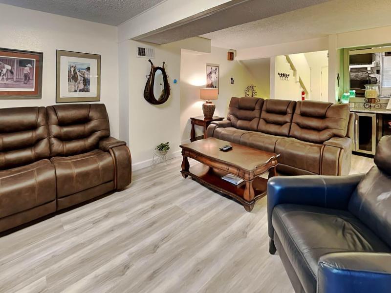 Pinon Park image