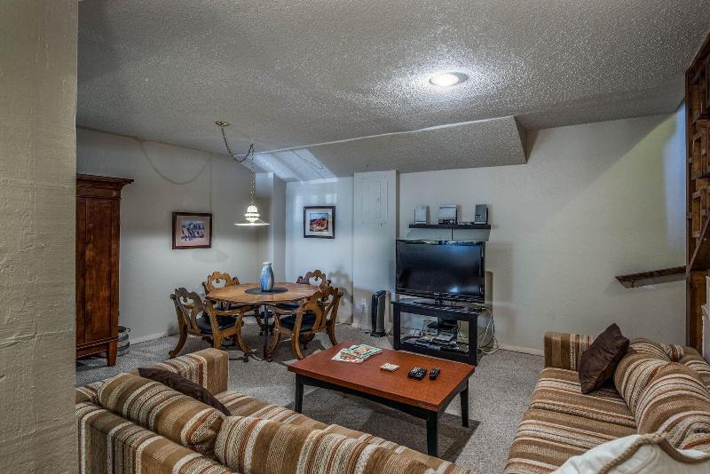 Pinon Park image