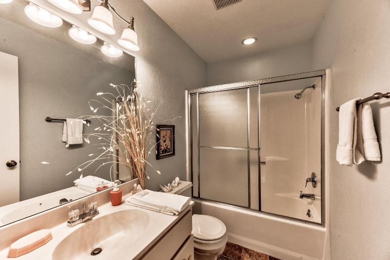 Pinon Park image