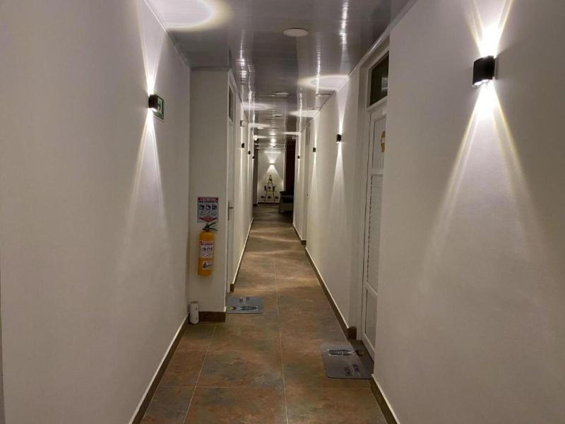 Oceana Hotel image
