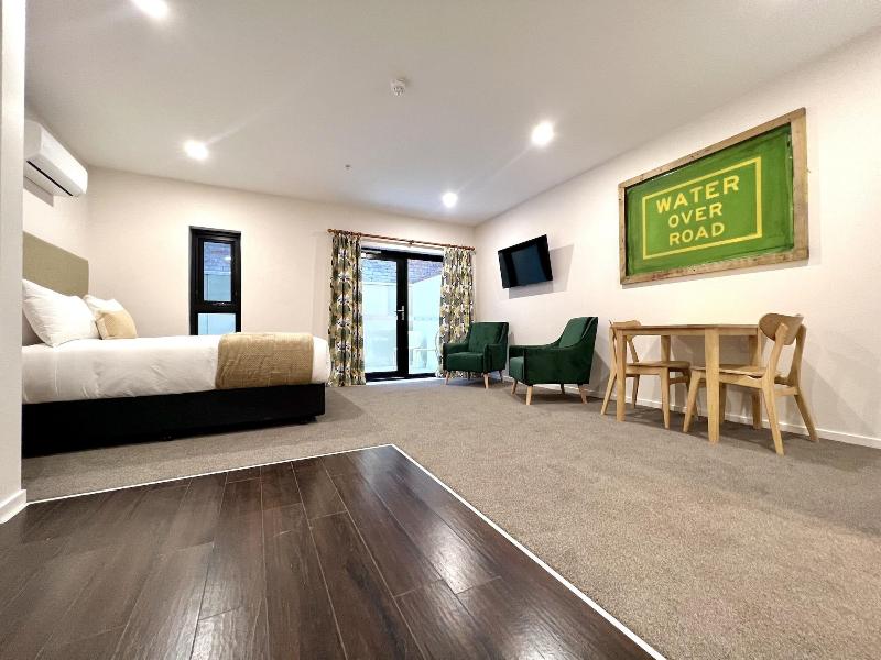 Sixty Six Boutique Apartments image