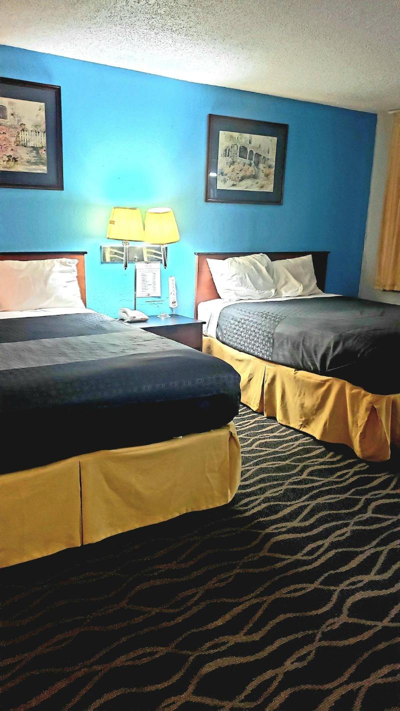Alamo Motel 5