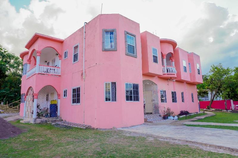A Taste Of Jamaica Lavern Place image