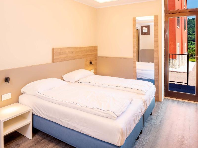 Sport Hotel Olimpo image