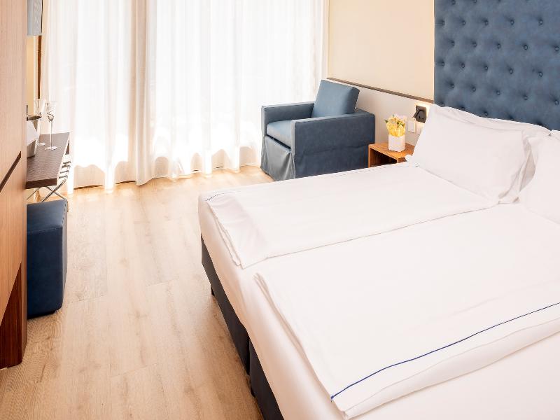 Sport Hotel Olimpo image