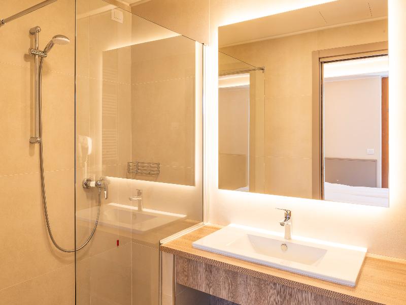 Sport Hotel Olimpo image
