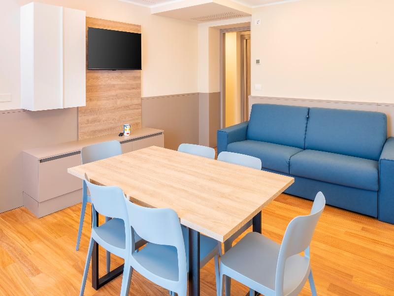 Sport Hotel Olimpo image