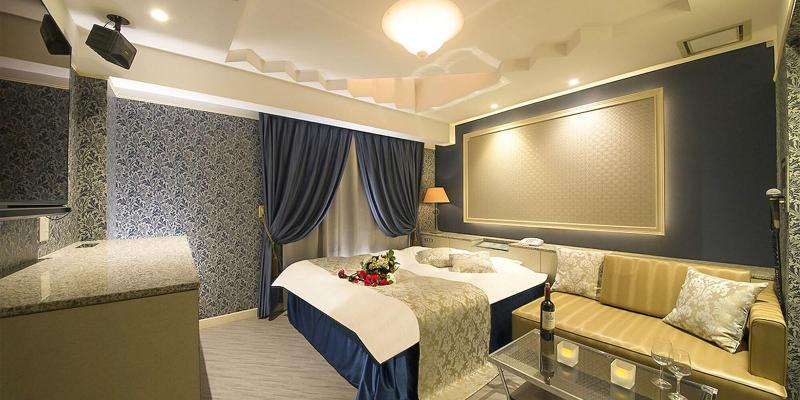 Qt Hotel Adults Only image