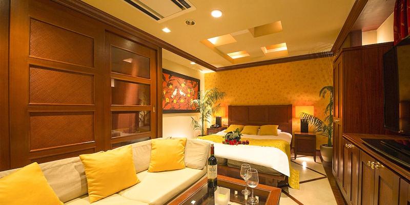 Qt Hotel Adults Only image