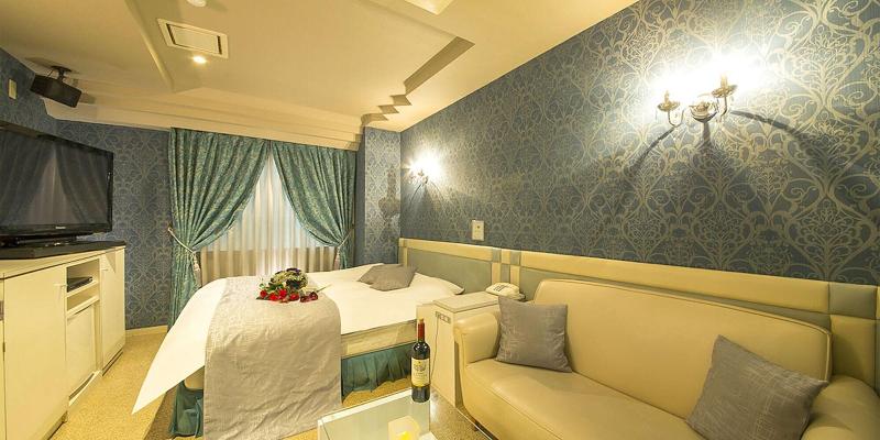 Qt Hotel Adults Only image