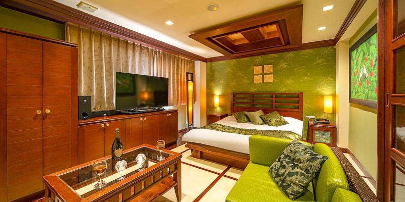 Qt Hotel Adults Only image