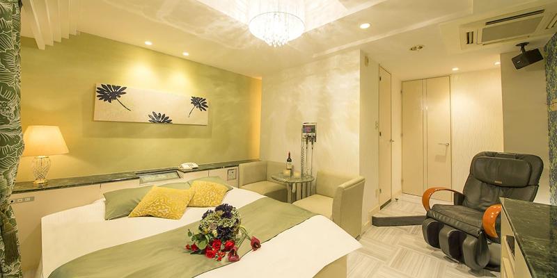 Qt Hotel Adults Only image