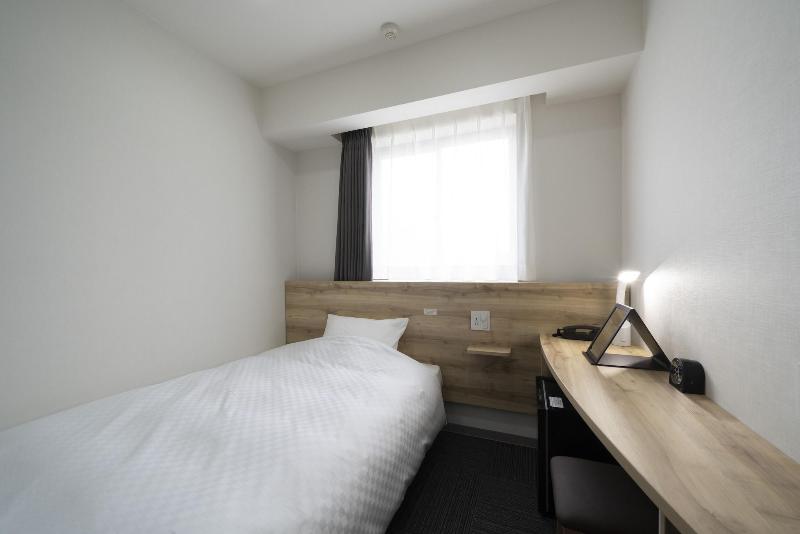 R B Hotel Sendai East image