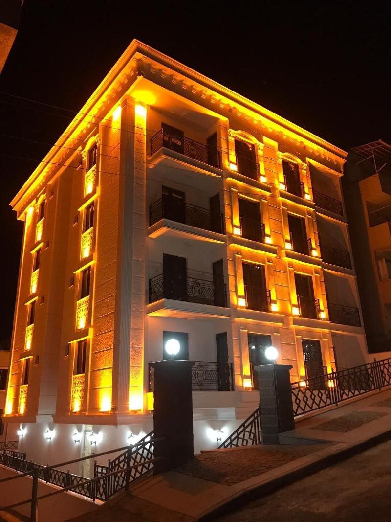 White Golden Suite Hotel image