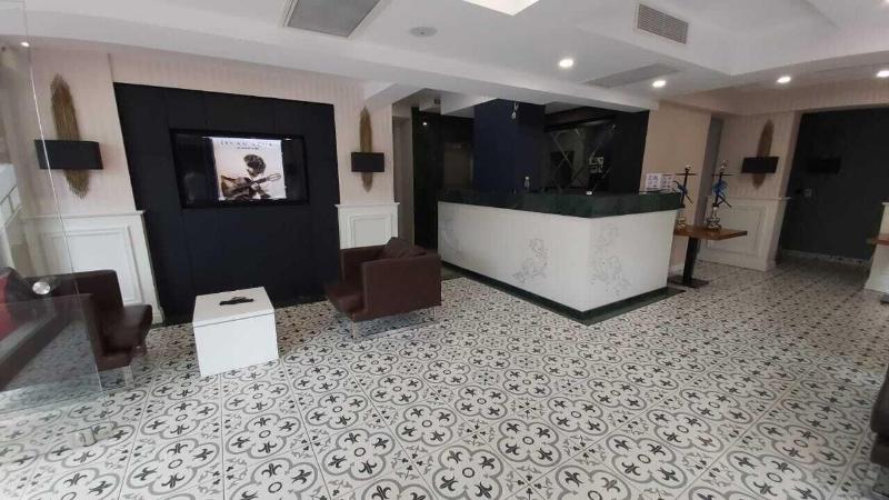 White Golden Suite Hotel image
