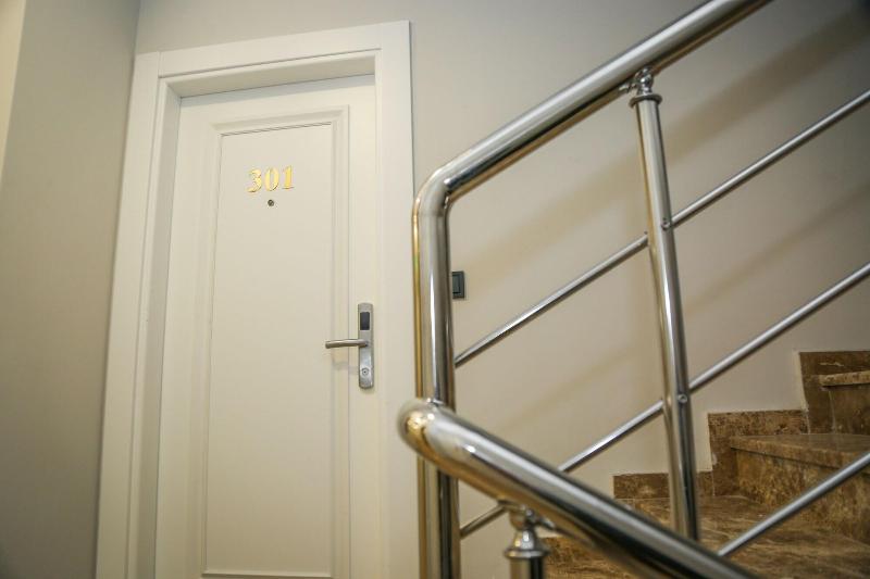White Golden Suite Hotel image