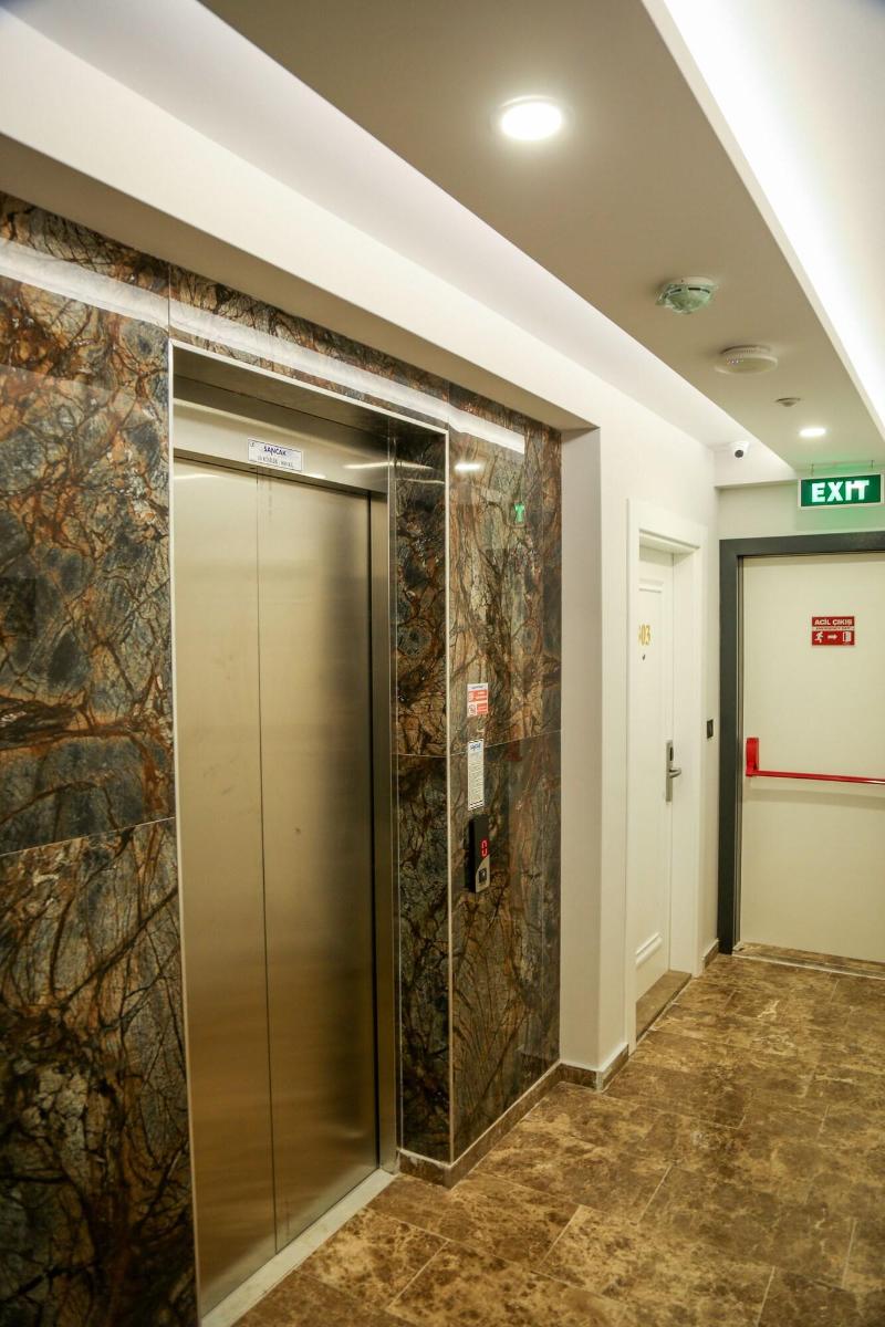 White Golden Suite Hotel image