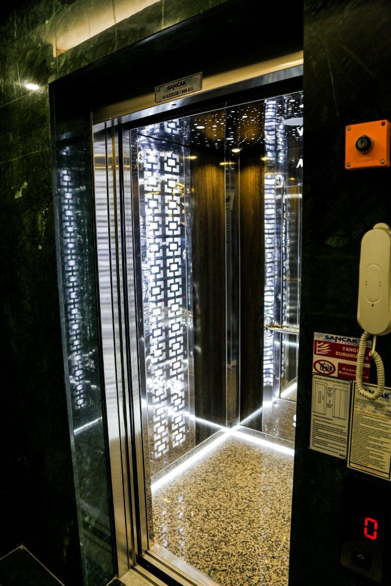 White Golden Suite Hotel image
