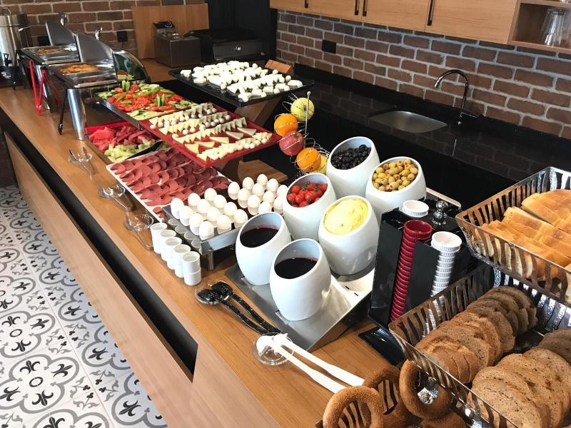 White Golden Suite Hotel image