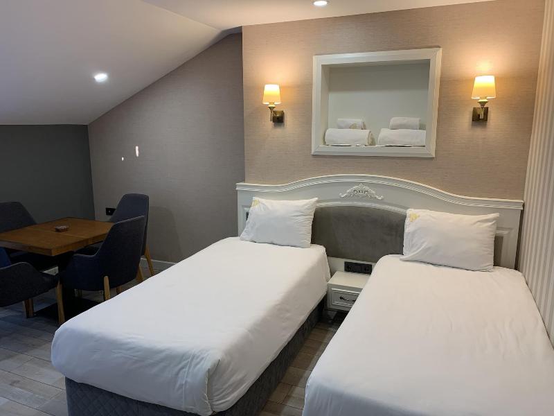 White Golden Suite Hotel image