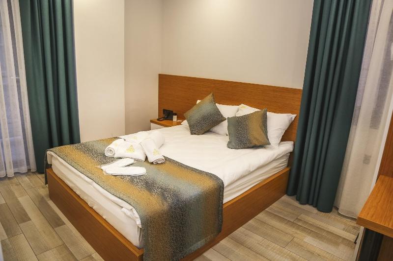 White Golden Suite Hotel image
