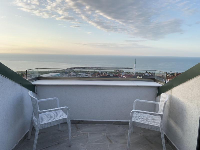 White Golden Suite Hotel image