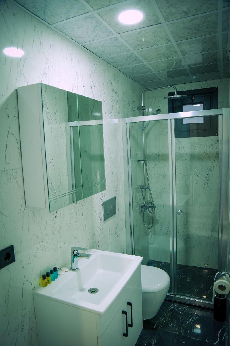White Golden Suite Hotel image