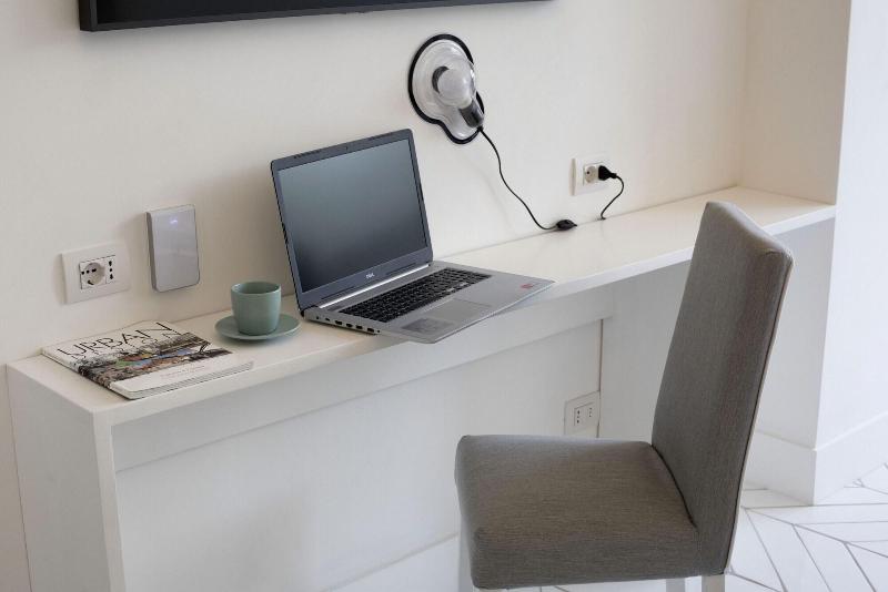 Iommella Luxury Rooms - Image 7