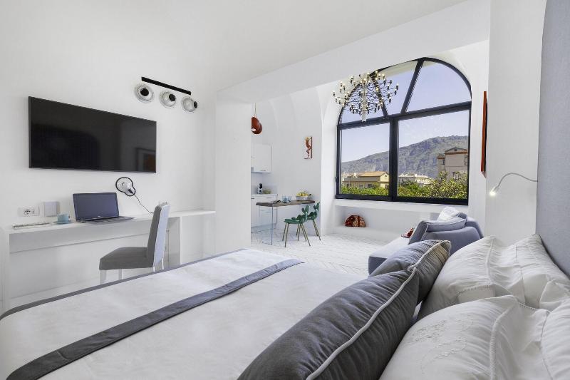 Iommella Luxury Rooms image