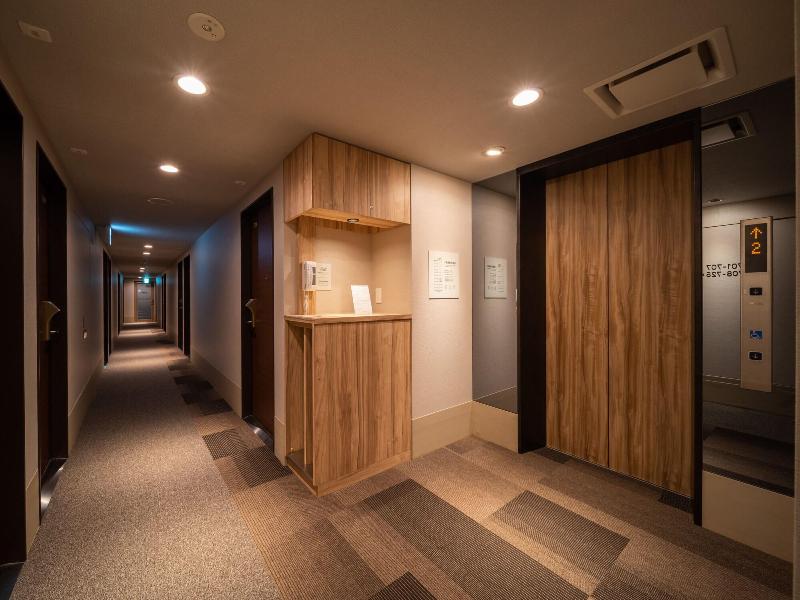 Super Hotel Sendai Airport Inter image