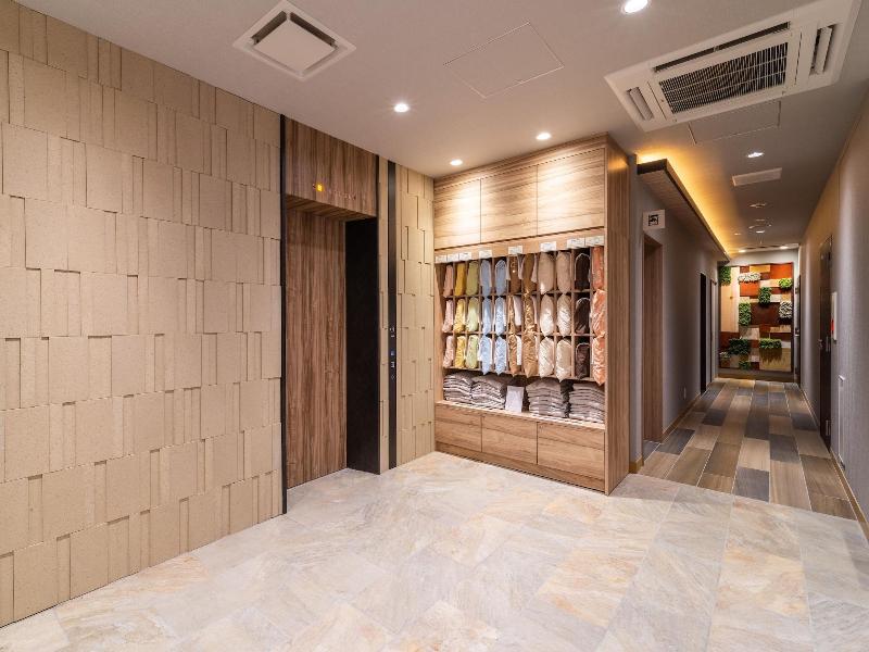 Super Hotel Sendai Airport Inter image